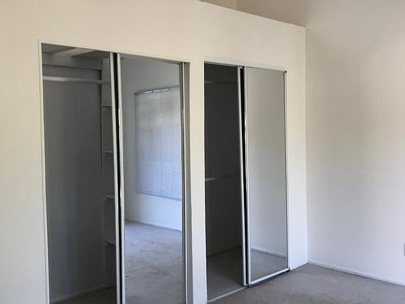 Bed room closet