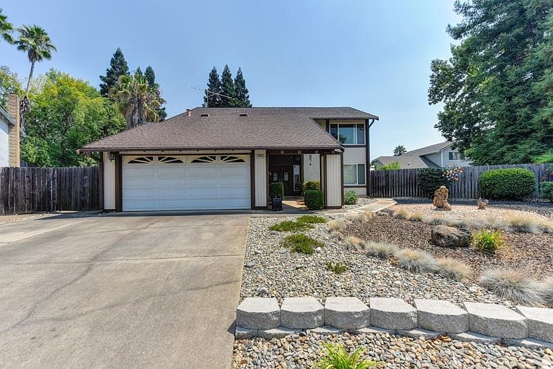 1st image of 5498 Bluet Ct