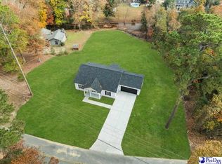 4020 W Pelican Ln, Florence, SC 29501