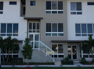 6650 NW 104th Path, Medley, FL 33178