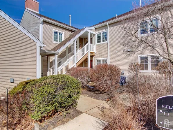 38 Rutland Ln #D, Monroe Township, NJ 08831