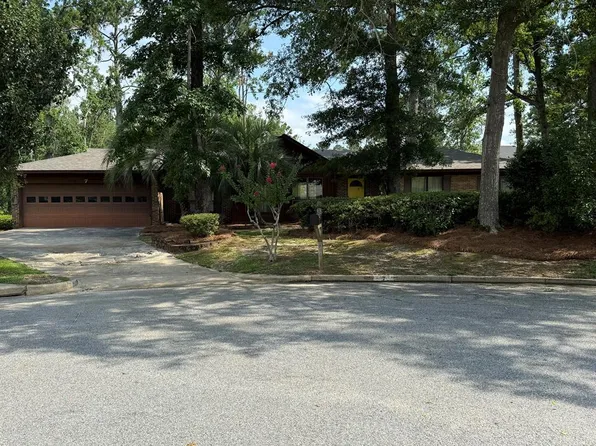 7 Winding Cir, Valdosta, GA 31602