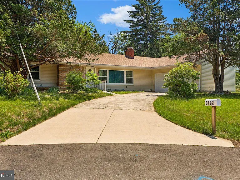 3102 Romain Ct — Photo 1