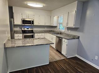 4 Chanter Ct, Durham, NC 27705