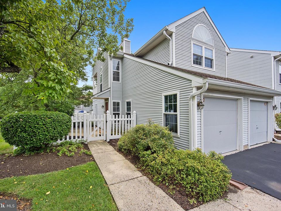 1st image of 579 Cedar Hollow Dr