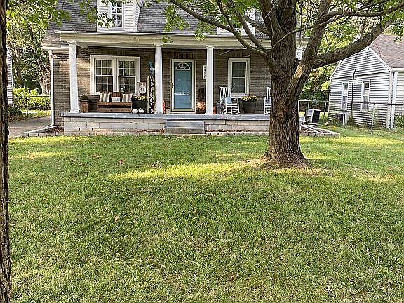 2nd image of 4927 W Swords Cir