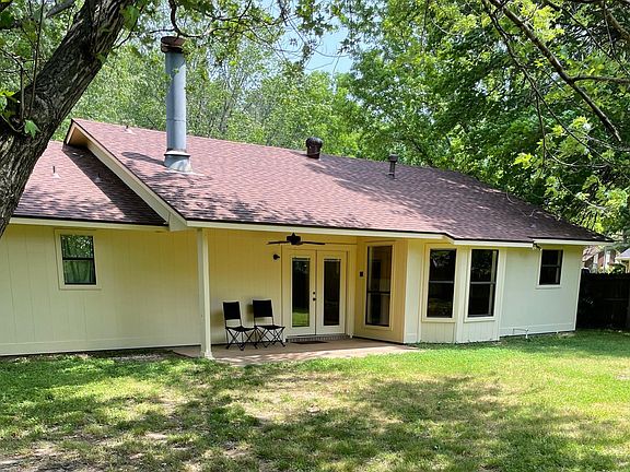 3rd image of 2837 W Dove Dr