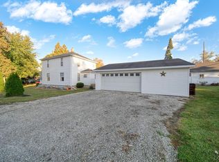 617 Oak St, Hudson, MI 49247
