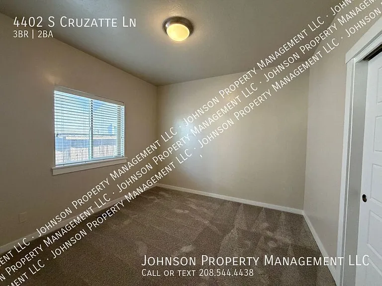 4402 S Cruzatte Ln — Photo 10