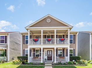 570 Four Seasons Blvd, Aurora, IL 60504