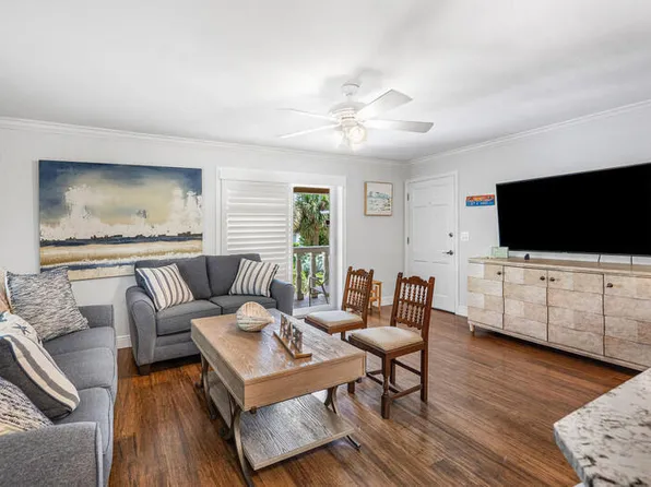 1029 Langer Way APT 5, Delray Beach, FL 33483