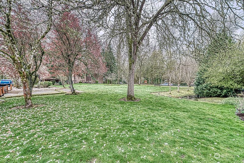 2nd image of 750 3RD Avenue NW