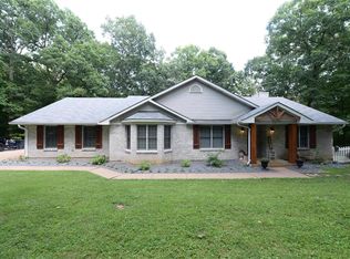4710 Eagles Perch Dr, House Springs, MO 63051