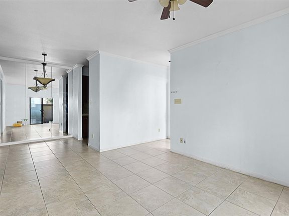 5th image of 10051 Westpark Dr APT 205