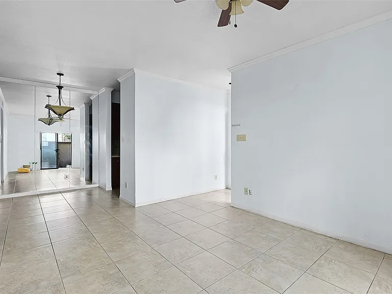 10051 Westpark Dr #205 — Photo 5