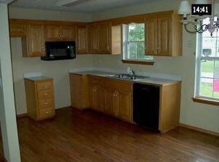 540 Johnson Ave, Sparta, MO 65753