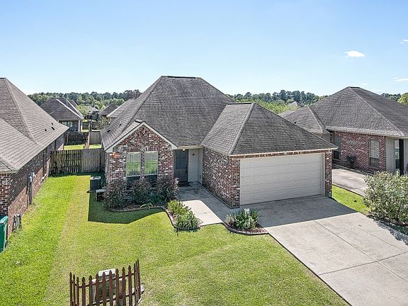 2nd image of 15058 Coldwater Dr