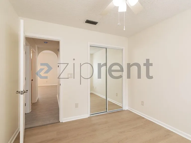3389 Millcrest Pl — Photo 17