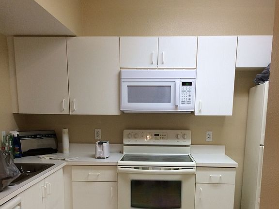 2nd image of 527 Villa Del Sol Cir