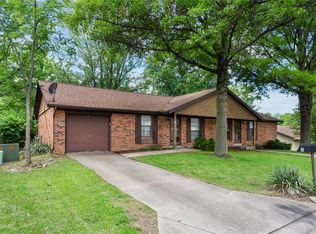 6 Telluride Dr, Saint Peters, MO 63376