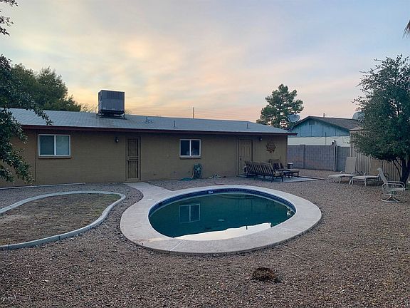 2nd image of 5819 N 70th Ave