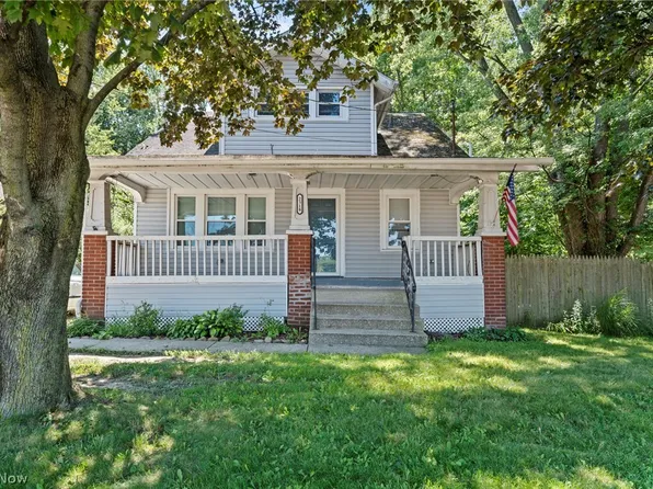 2318 Mogadore Rd, Akron, OH 44312