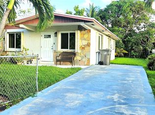 5704 SW 37th St, West Park, FL 33023