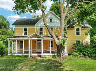 18 Gaffney Lane, Kinderhook, NY 12106