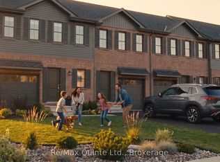 80 Hineman St, Prince Edward County, ON K0K 2T0