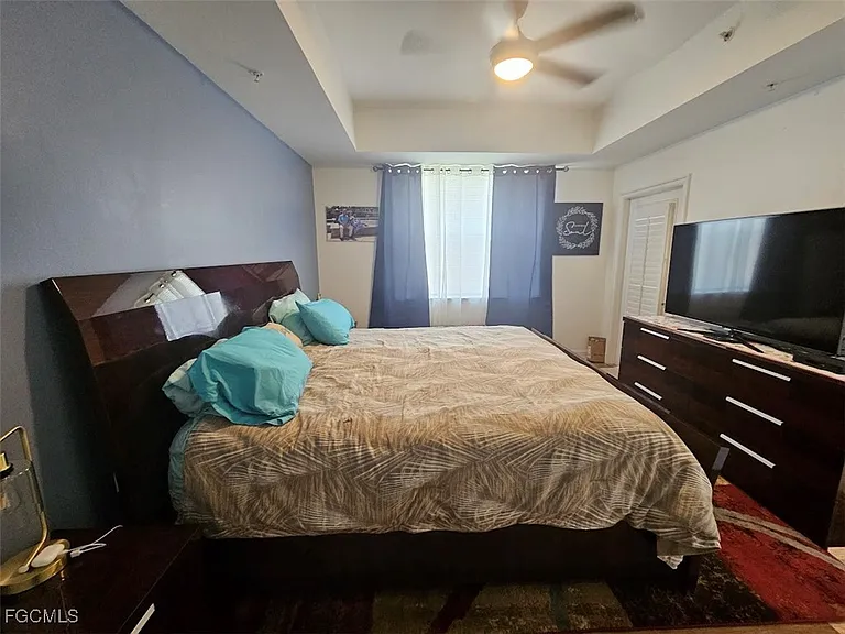 10720 Ravenna Way #104 — Photo 21