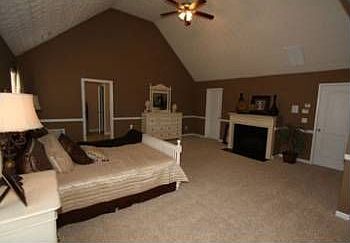 5th image of 4880 Price St
