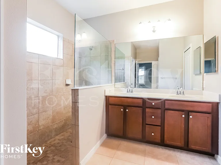 11438 Fort Lauderdale Pl — Photo 9