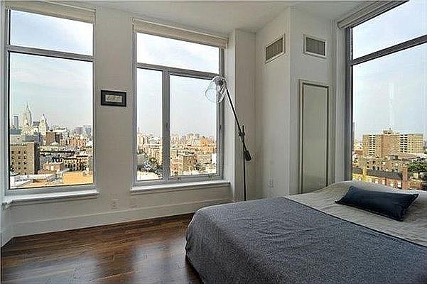 1st image of 21 E 1st St APT 707