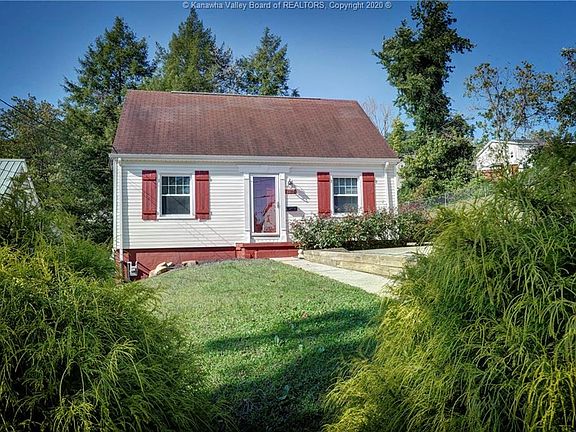 3rd image of 1217 Rosalie Dr