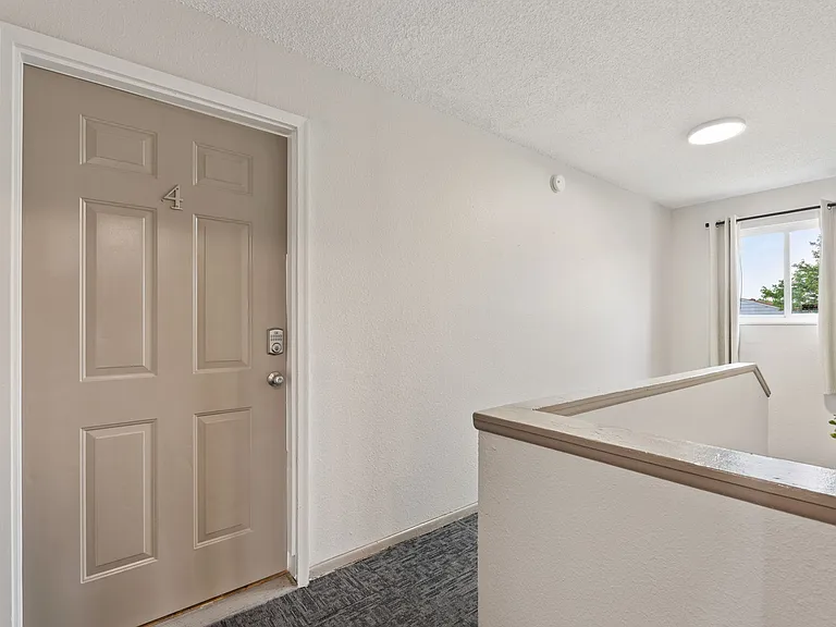 4310 Loomis Ave #4 — Photo 4