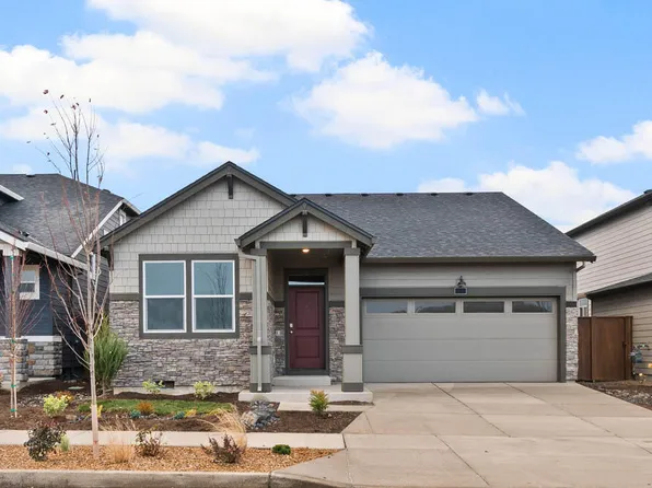 21648 SE Fuji Dr, Bend, OR 97702
