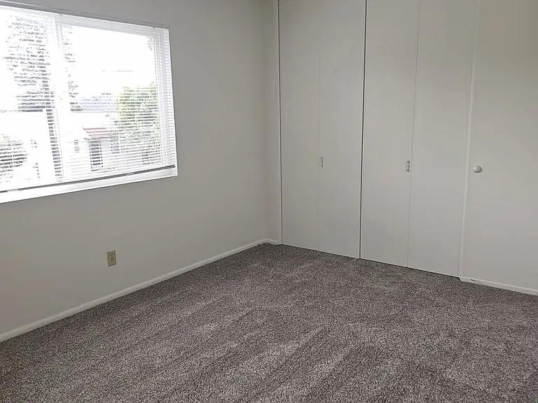 1418 & 1420 Carmel St — Photo 11