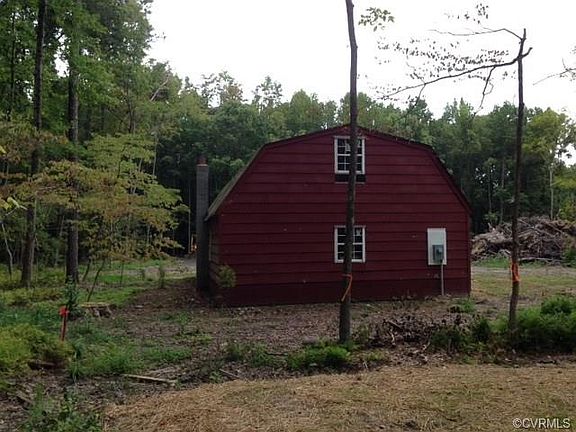 4th image of 3218 Poplar Dr