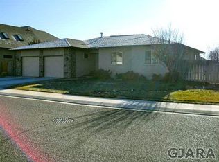 1338 Bookcliff Ct, Fruita, CO 81521