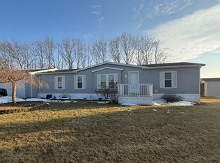 318 Hidden Ridge Dr, Delta, OH 43515