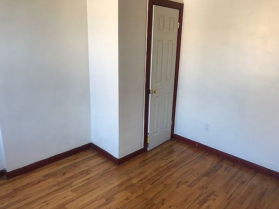 3rd image of 1060 Rogers Ave APT 3F
