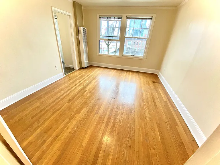 Embassy Apartments — Photo 16