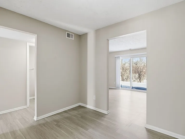 The Eclipse Apartment Homes — Photo 45