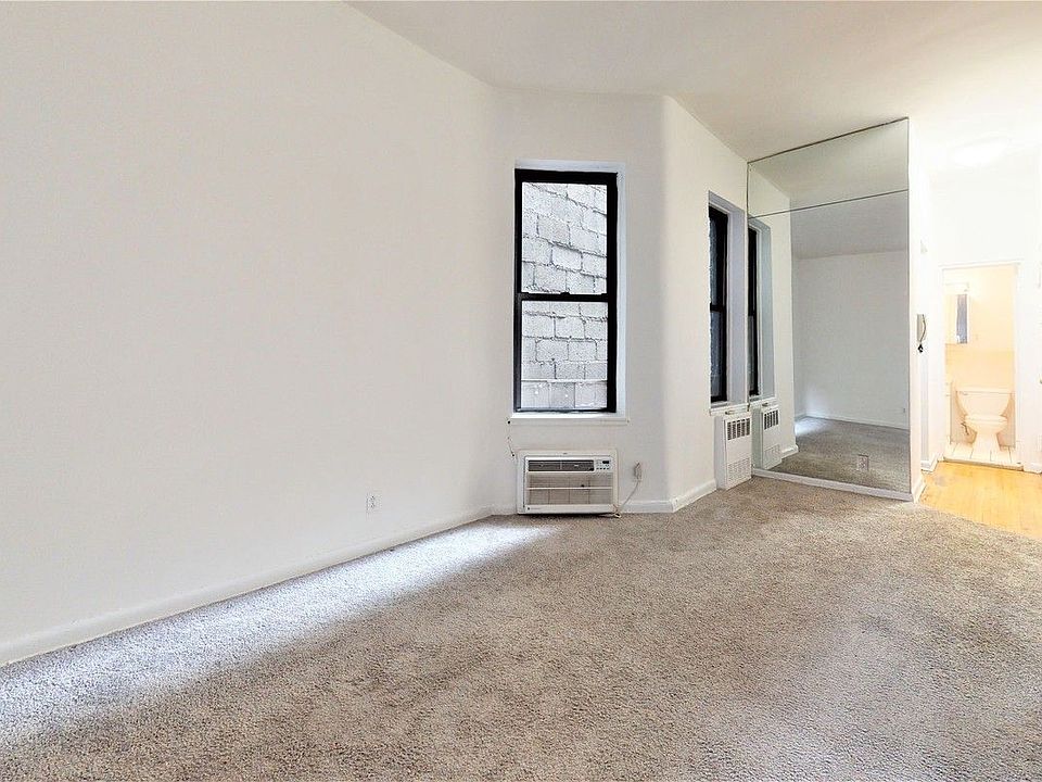 2nd image of 350 E 76th St #4AA