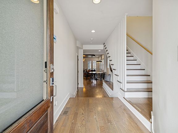 2nd image of 839A Dewees Ave
