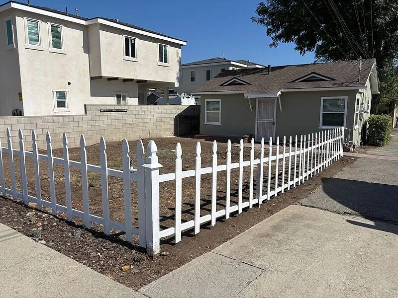 634-638 E Lemon Ave #634