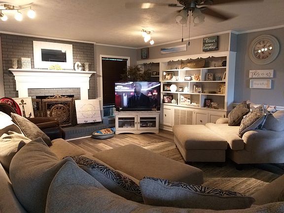 4th image of 475 Lakeview Dr