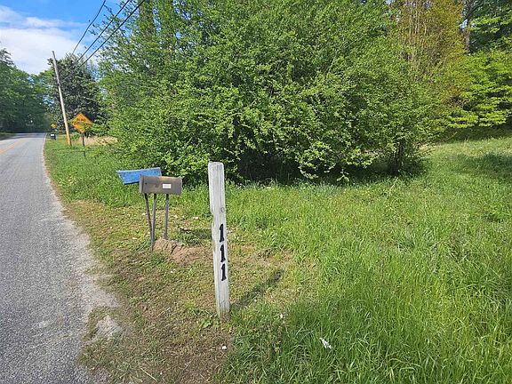 3rd image of 111 Smith Rd