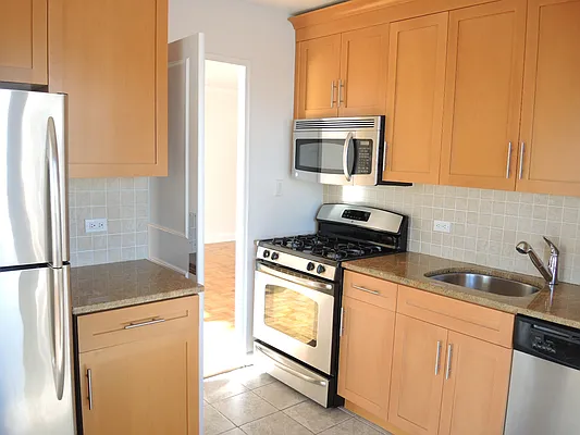 Rented by Sommerlyn Associates | media 1