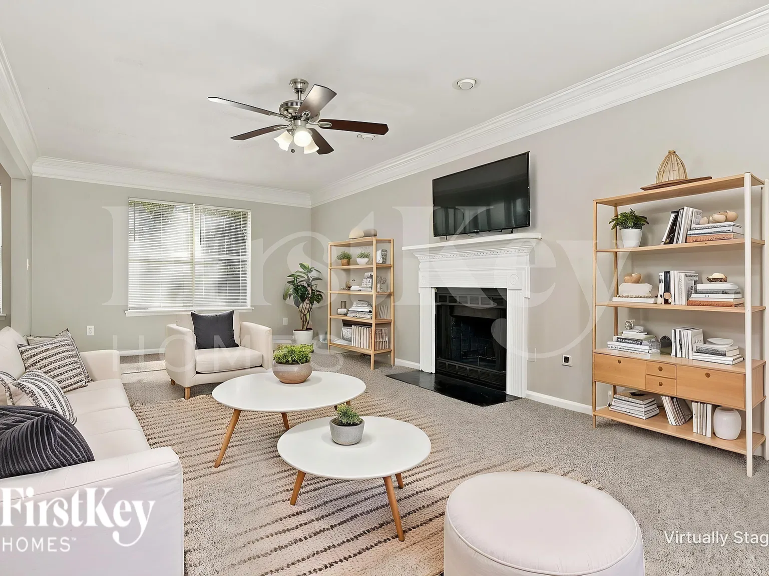 3 bed, 2.5 bath, 1666 sqft, $1,915 — Photo 3